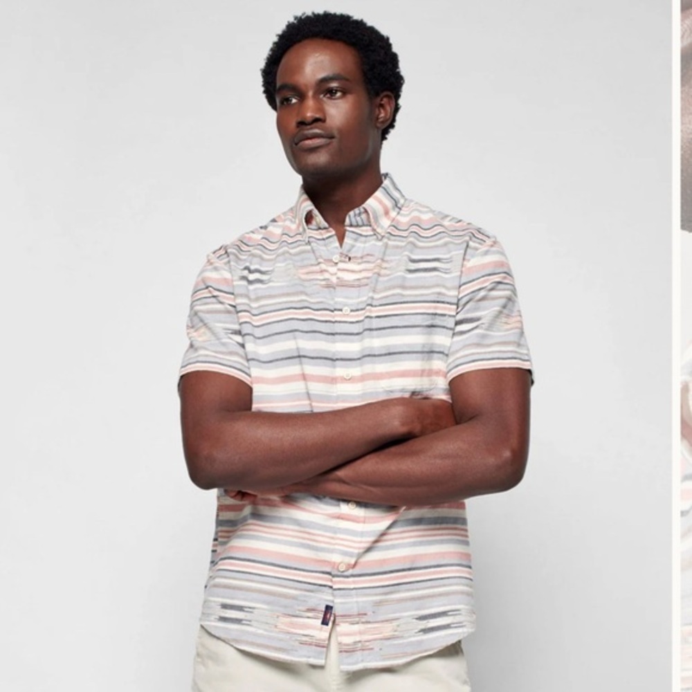 Faherty Short-sleeve Coast Shirt In Blue Rose Ikat size XL